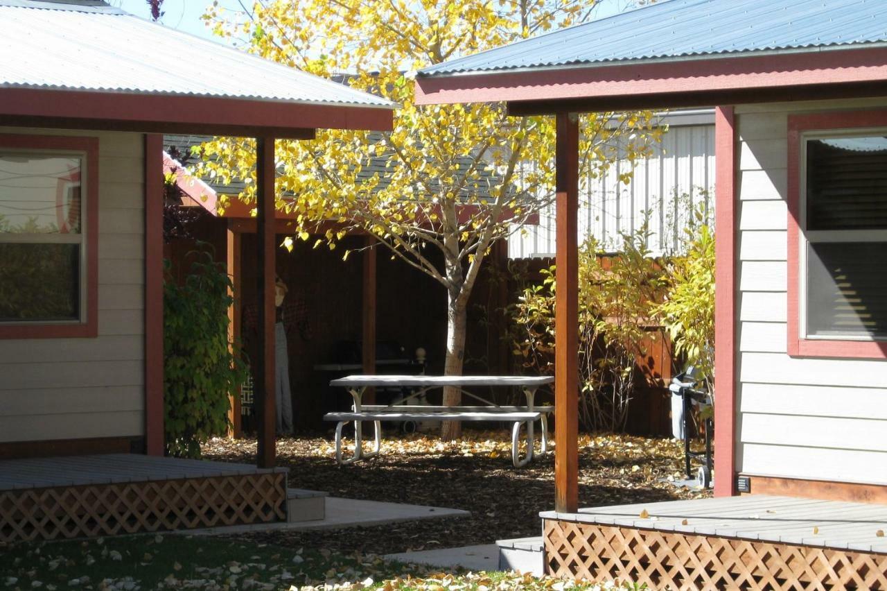 Pinedale Cozy Cabins Exterior photo